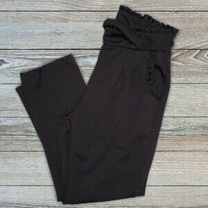 Ruffle Waist Pant